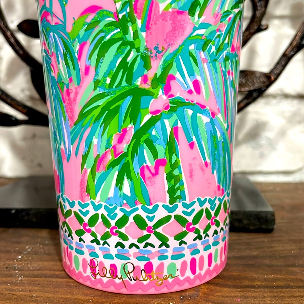 Lilly Pulitzer tumbler - Picture 5 of 7